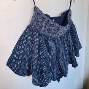 mid waistline shorts